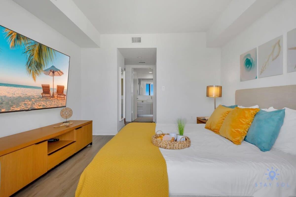 הלנדל ביץ' Infinite Views, Amazing Pool, Gym, Near Beach מראה חיצוני תמונה