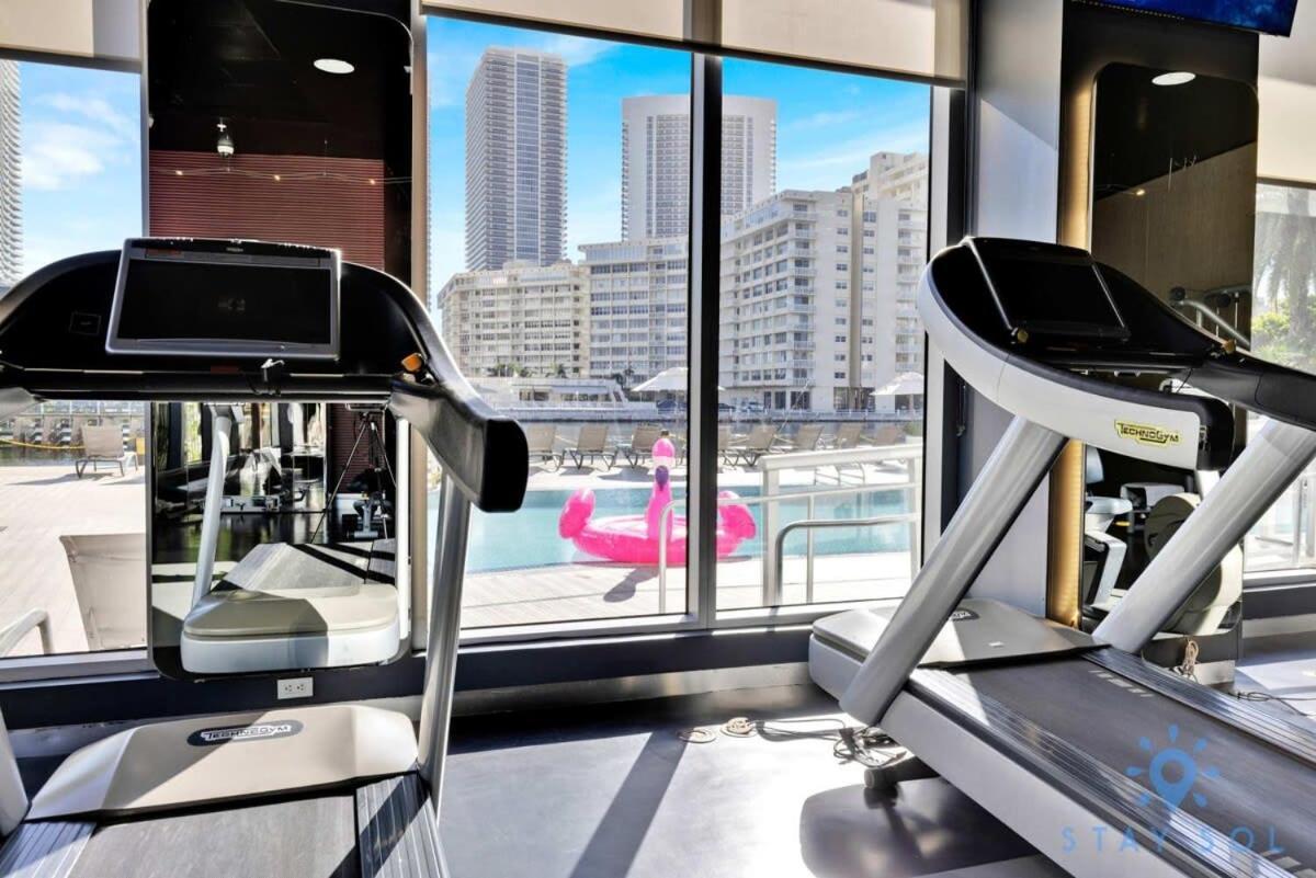 הלנדל ביץ' Infinite Views, Amazing Pool, Gym, Near Beach מראה חיצוני תמונה