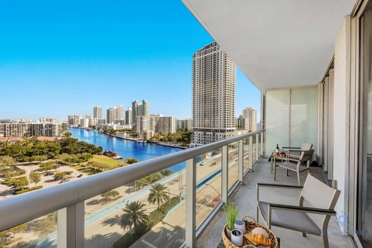 הלנדל ביץ' Infinite Views, Amazing Pool, Gym, Near Beach מראה חיצוני תמונה